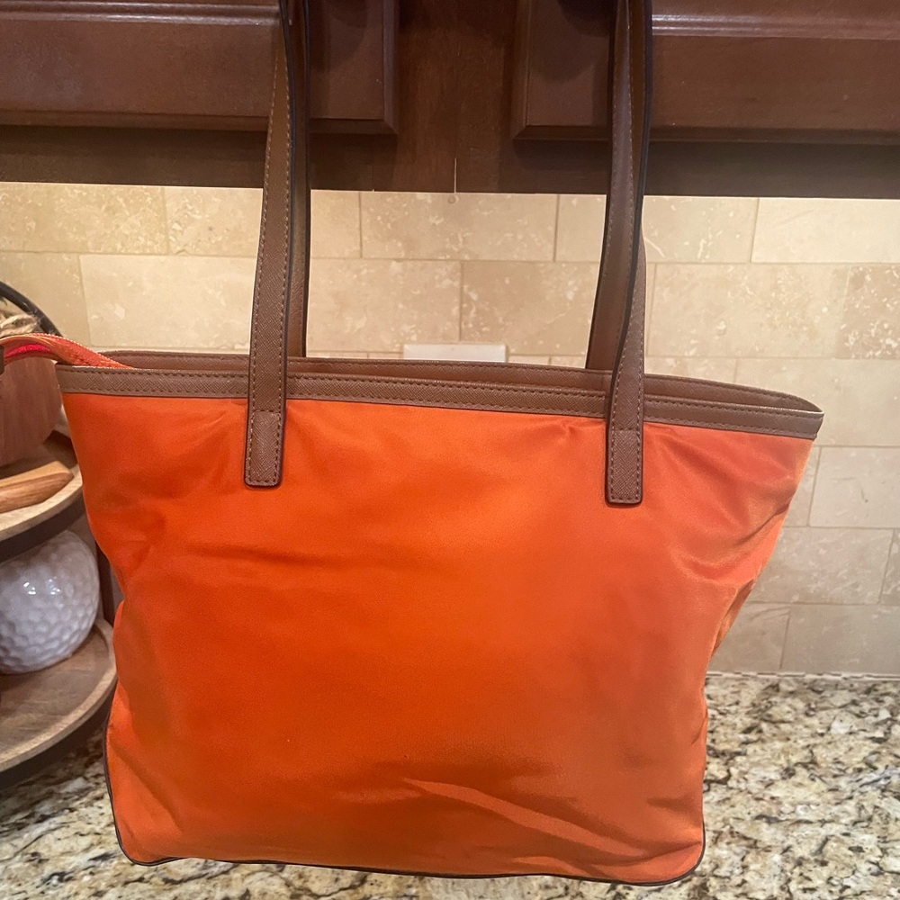 Michael Kors Orange Tote Bag - Picture 2 of 11